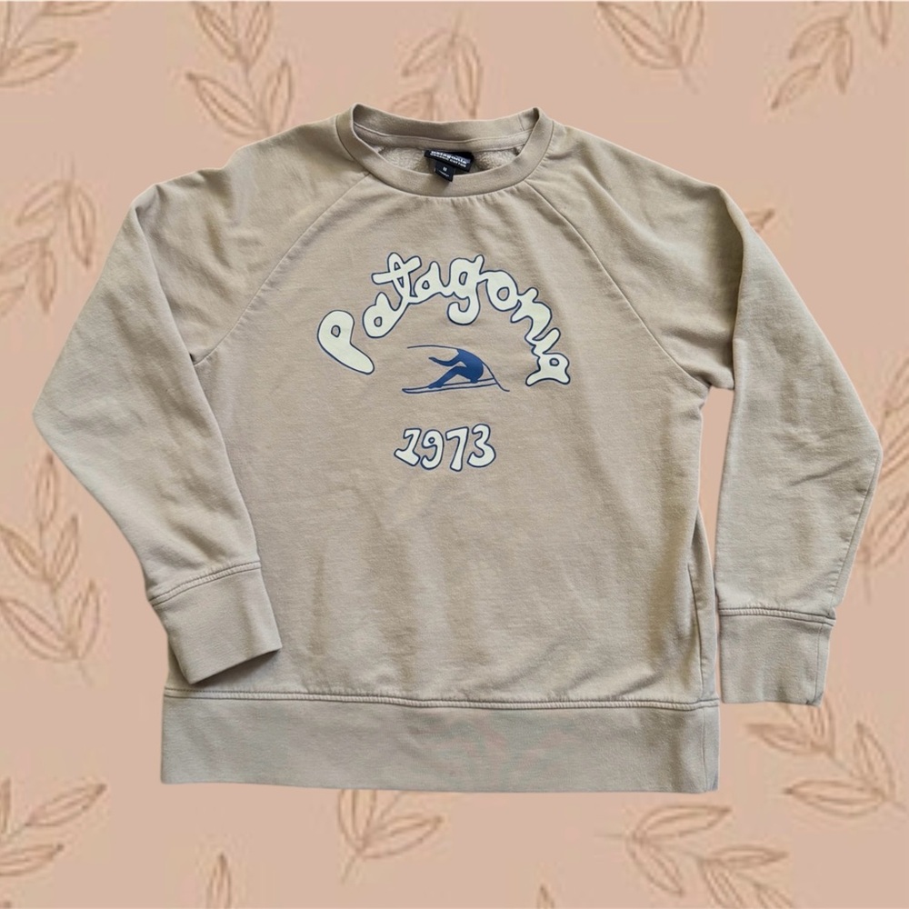 Patagonia tan khaki crewneck sweatshirt unisex navy sweater